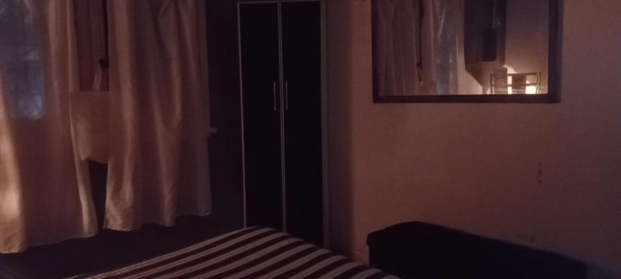 Apartamento La Familia,A 5 Minutos Del Aeropuerto Ezeiza Exterior foto